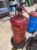 MANUAL OIL PUMP WITH MOBIL 80W-90 OIL