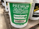 UNUSED 5 GALLONS ANTI-WEAR #32 HYDRAULIC OIL