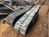 PALLET OF USED RUBBER TRACKS