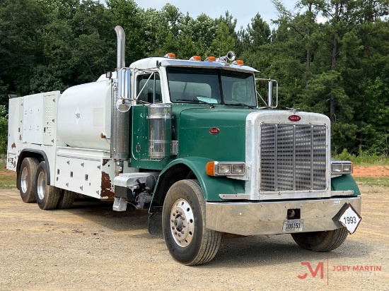 1997 PETERBILT 379 T/A FUEL AND LUBE TRUCK