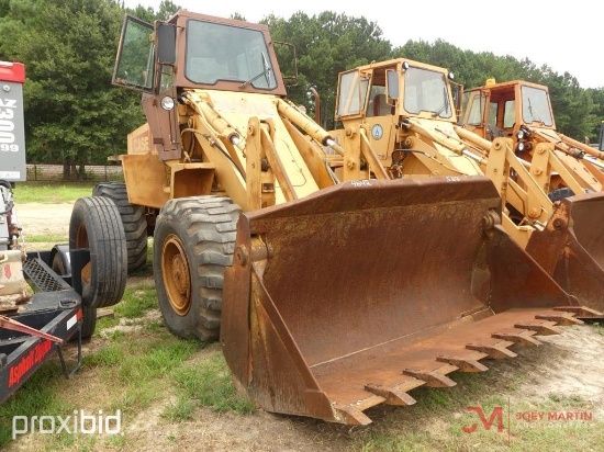 1985 CASE W24C RUBBER TIRE LOADER