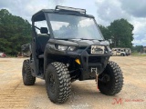 2020 CAN-AM DEFENDER HD8