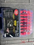 NEW TORQ 30PC SCREWDRIVER SET WITH RACK