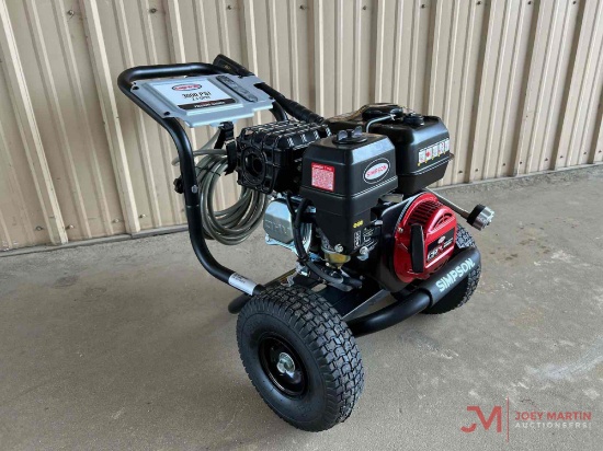NEW SIMPSON MS61043 PRESSURE WASHER