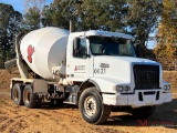 2006 VOLVO CONCRETE MIXER TRUCK