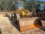 1996 CAT 924F RUBBER TIRE LOADER CAB TRACTOR