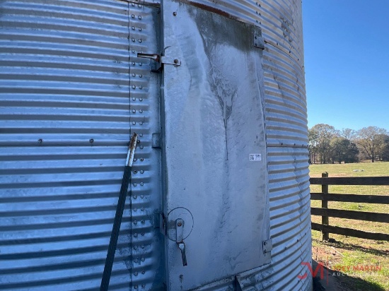 3200 BUSHEL GRAIN BIN