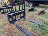 UNUSED H.D. 4200 LB CAPACITY WALK THROUGH PALLET FORKS