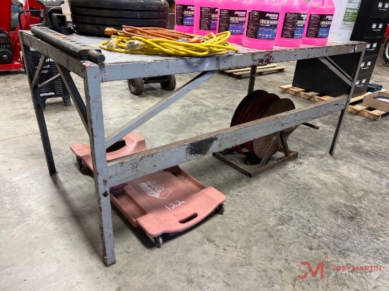6' X 3' HEAVY DUTY METAL SHOP TABLE WITH VISE