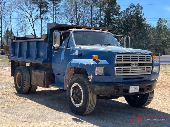 1989 FORD F800 SINGLE AXLE DUMP TRUCK