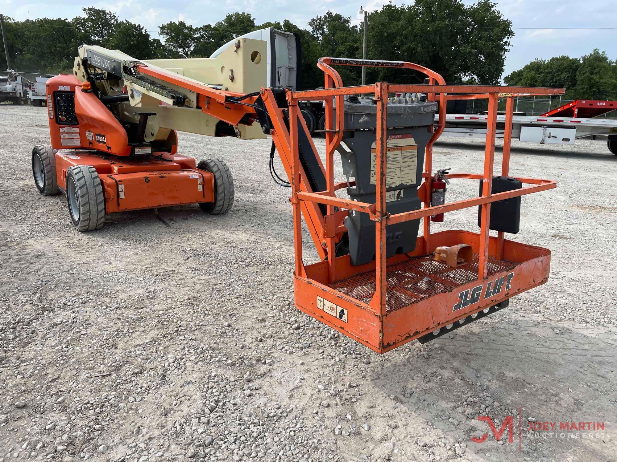 2013 JLG E450AJ ELECTRIC BOOM LIFT