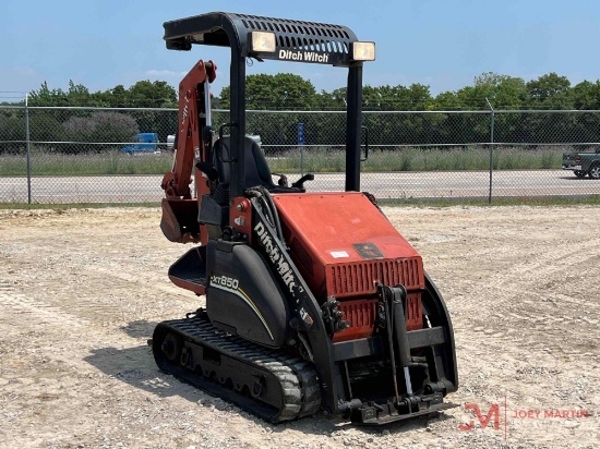 2004 DITCH WITCH XT850 COMPACT LOADER BACKHOE