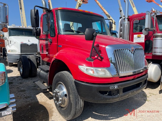 2014 INTERNATIONAL 4400 S/A DAY CAB TRUCK TRACTOR