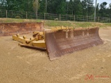 CAT D8T 196