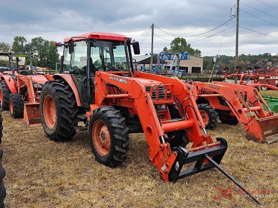 KUBOTA M9000 AG TRACTOR