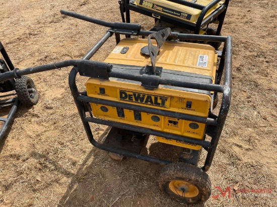 DEWALT DG6000 ROLL-ABLE GAS POWERED 6000 WATT GENERATOR
