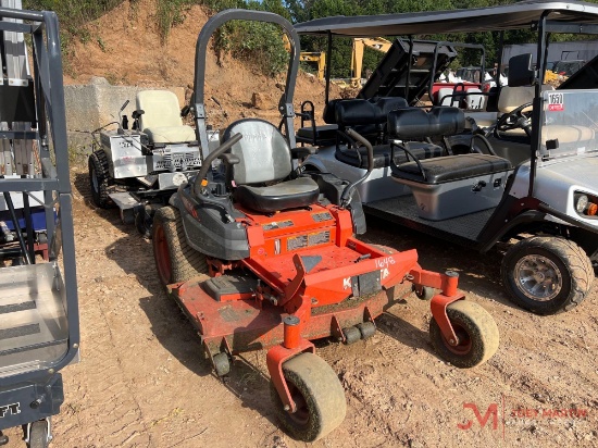 KUBOTA Z421 KOMMADER PRO ZERO TURN MOWER