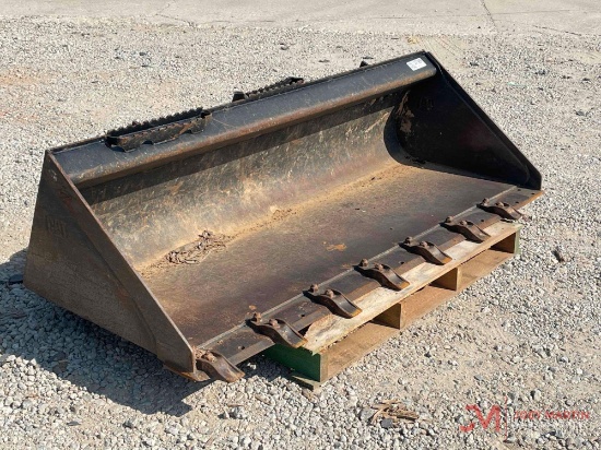 CAT SKID STEER QUICK ATTACH 72" TOOTH BUCKET