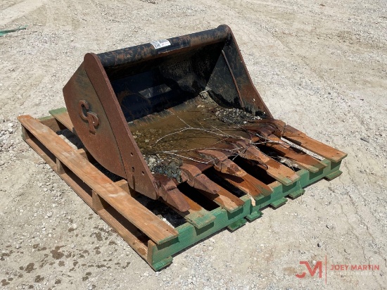 PALADIN 36" EXCAVATOR TOOTH BUCKET