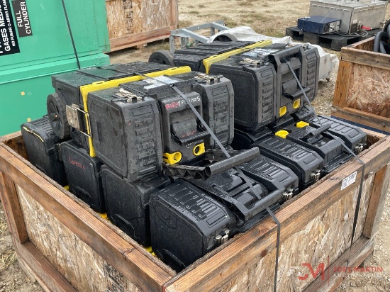 CRATE OF STANLEY ROLLING TOOLBOXES & CONTENTS