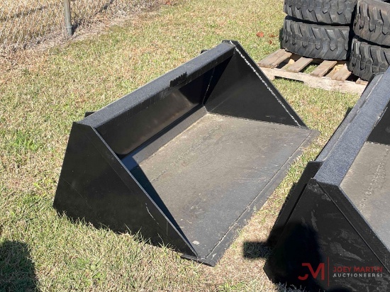 (1) NEW 60" SKID STEER QUICK ATTACH SMOOTH BUCKET