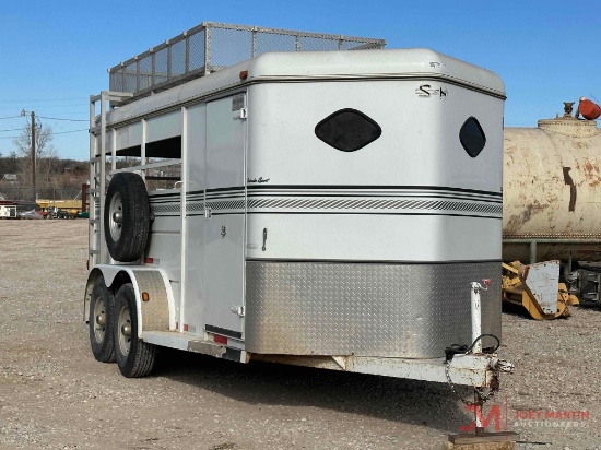 2004 S&H CONTENDER SPORT 3 HORSE SLANT LOAD TRAILER