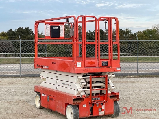 2015 SNORKEL S4726E ELECTRIC SCISSOR LIFT