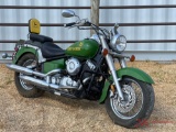 2001 YAMAHA 650 V-TWIN JOHN DEERE MOTORCYCLE