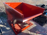 SELF DUMPING HOPPER, FORK POCKETS