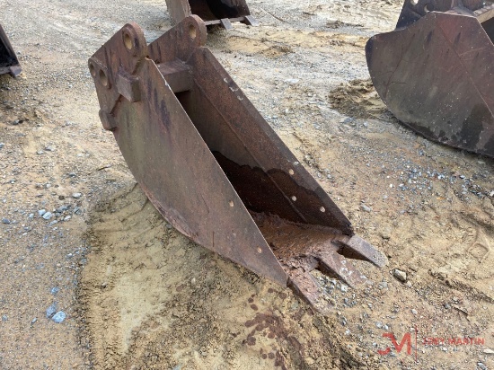 12" BACKHOE TOOTH BUCKET