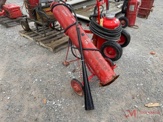 DRY CHEMICAL FIRE EXTINGUISHER, NON WORKING
