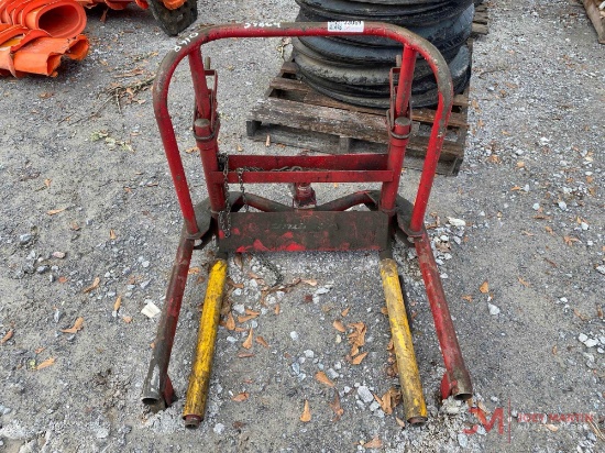 TIRE TRACTOR JACK