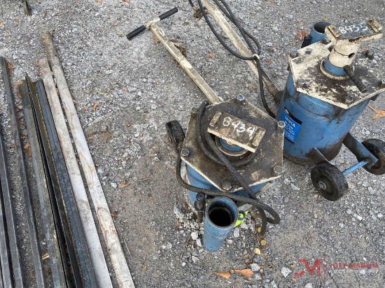 AIR POWERED 10 TON JACK