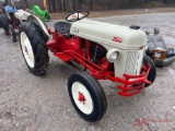 FORD TRACTOR 8N