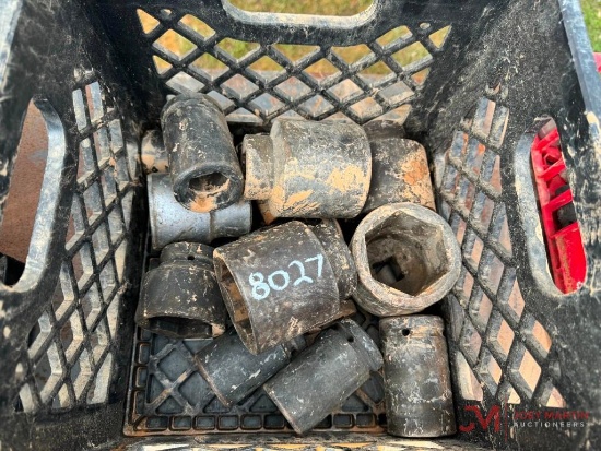 CRATE OF VARIOUS SOCKETS