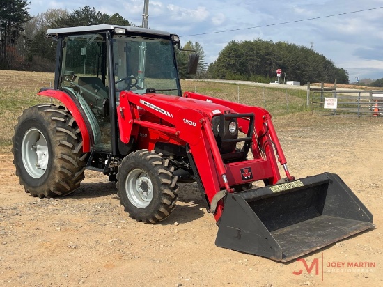 MASSEY FERGUSON 1552 TRACTOR
