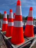 25 NEW SAFETY CONES