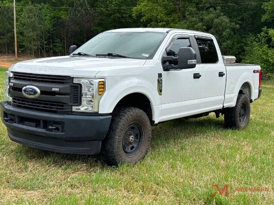 2017 FORD F-250 XL PICKUP TRUCK