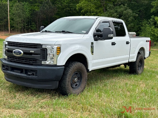 2017 FORD F-250 XL PICKUP TRUCK