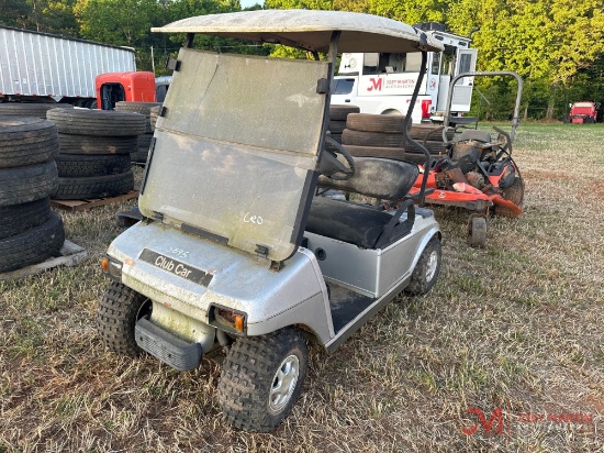 2001 CLUB CAR GOLF CART