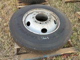 11R22.5 TIRE & STEEL WHEEL