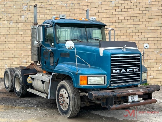 2006 MACK CL733 DAY CAB TRUCK TRACTOR