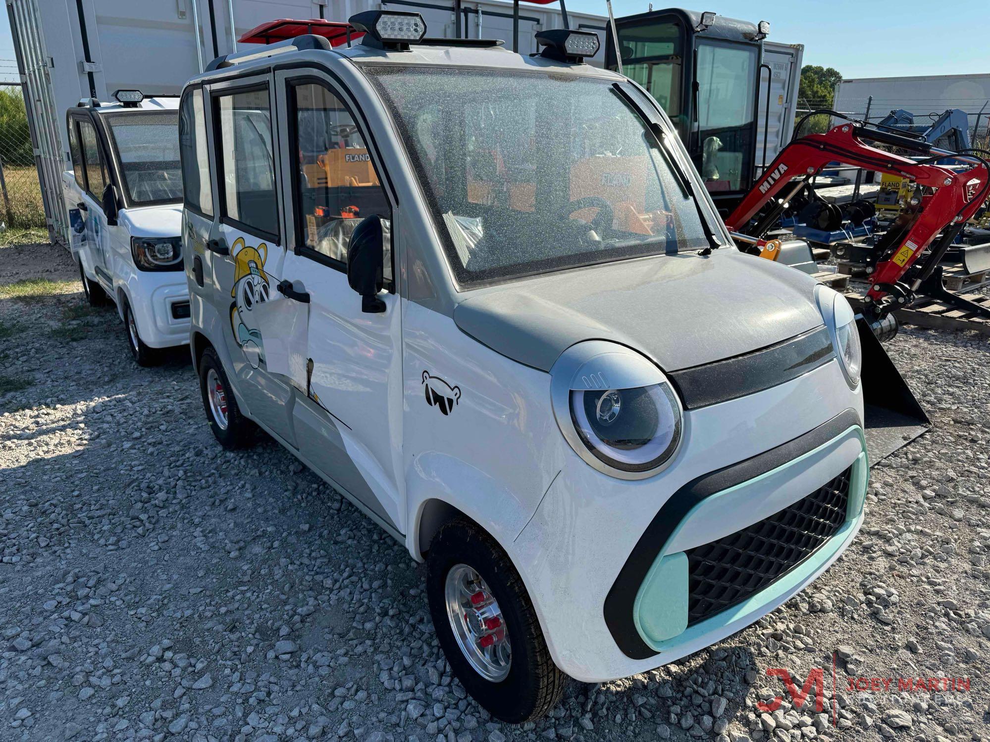 NEW MECO M-F 4 DOOR MINI VAN | Proxibid