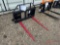 NEW LAND HONOR 2 PRONG HAY BALE SPEAR SKID STEER ATTACHMENT