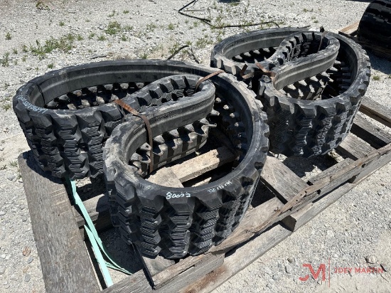 (2) UNUSED 320X86X49 RUBBER TRACKS