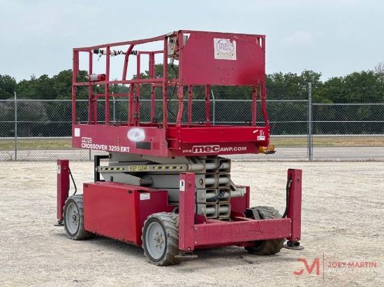 2013 MEC 3259ERT CROSSOVER SCISSOR LIFT