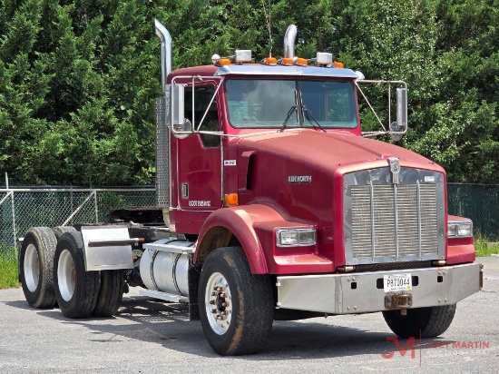 1999 KENWORTH T800 DAY CAB TRACTOR TRUCK