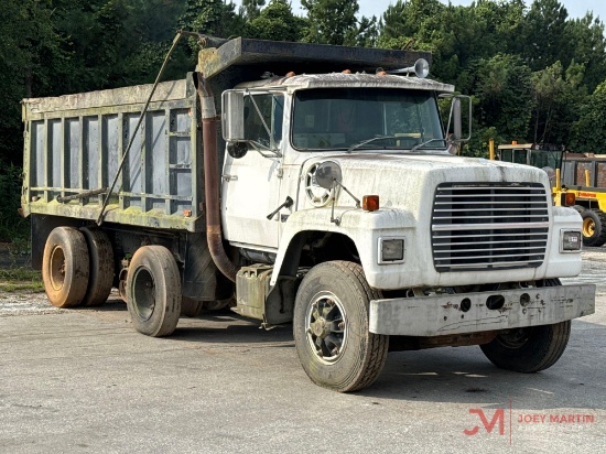 1973 FORD LTL 9000 TRI-AXLE DUMP TRUCK