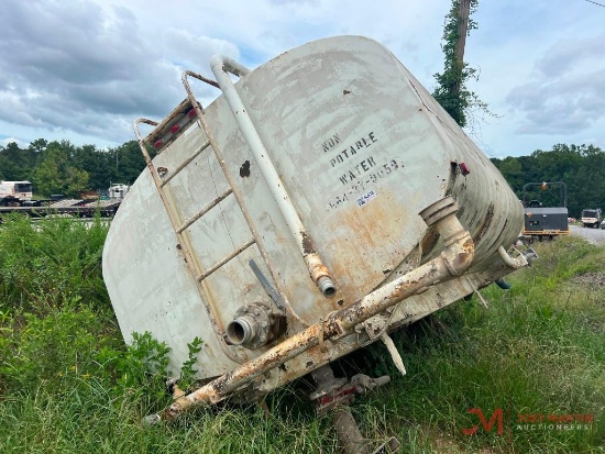 4000 GALLON WATER STEEL TANK