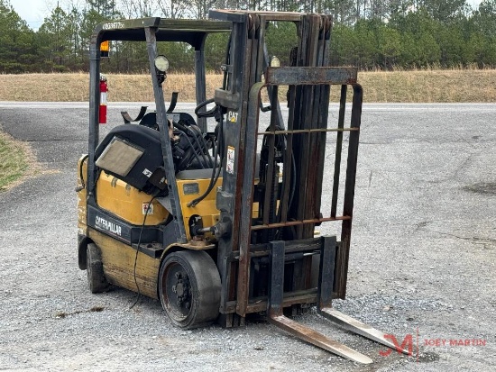 CAT G020K STRAIGHT MAST FORKLIFT